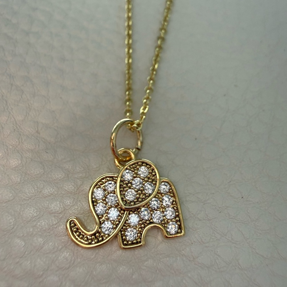 Gold Elephant Pendant Necklace *NEW